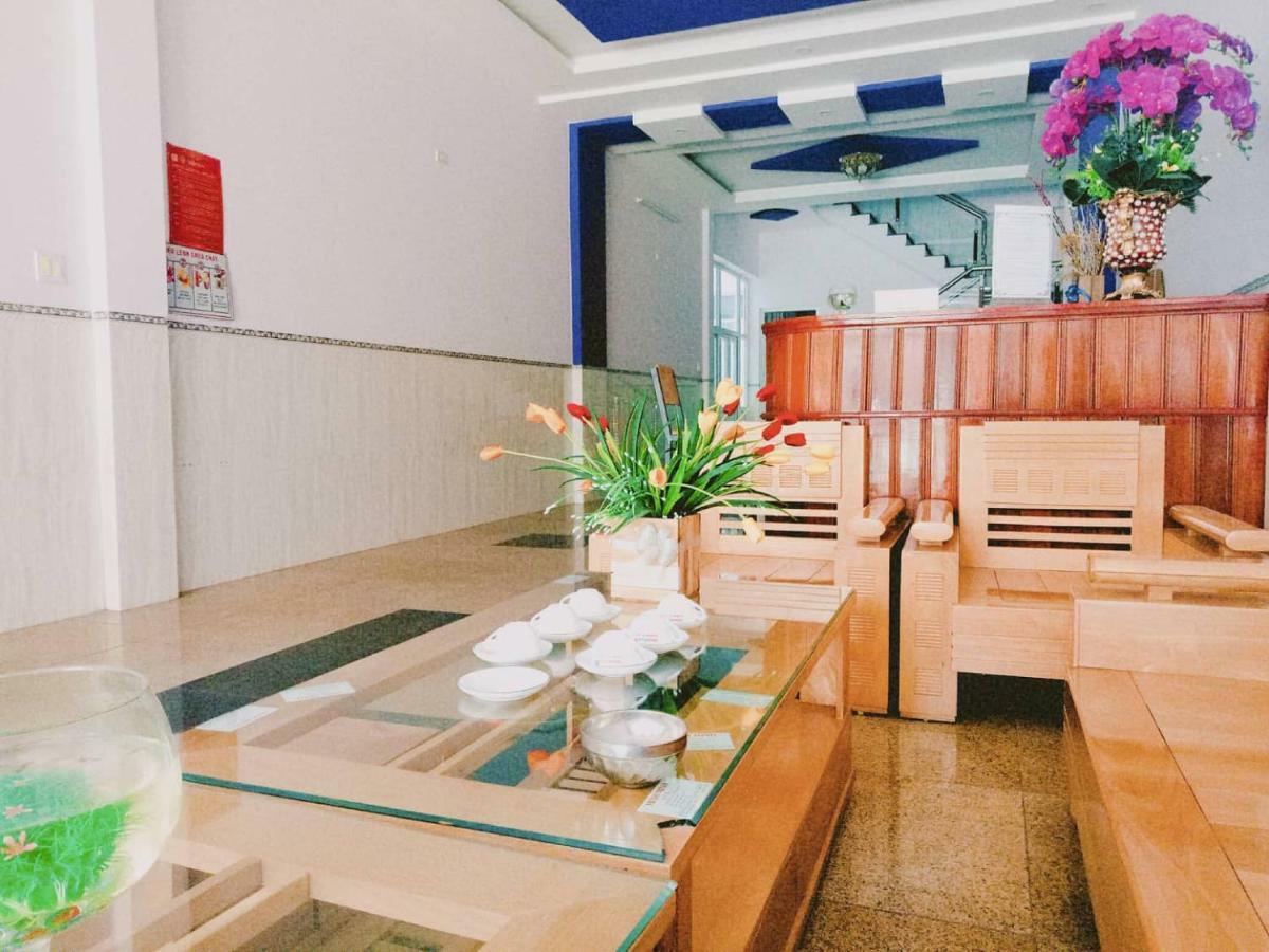 Minh Minh Hotel Quy Nhon Exteriör bild